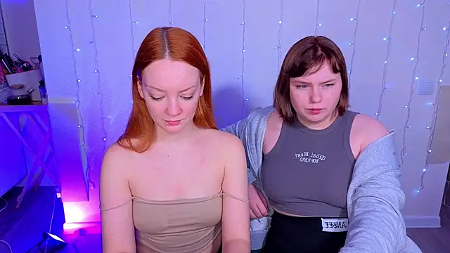 Radiants_two's Live XXX Chat