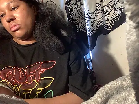 Sexy_ebony_BunNey élő XXX-chatje