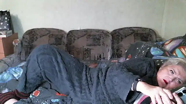 Lana555: онлайн-секс-чат