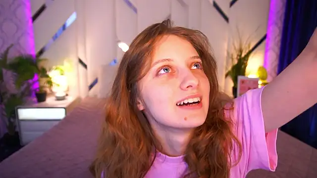 Chat +18 de CuteeFoxy ao vivo