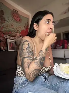 kiaraglam2 现场XXX聊天