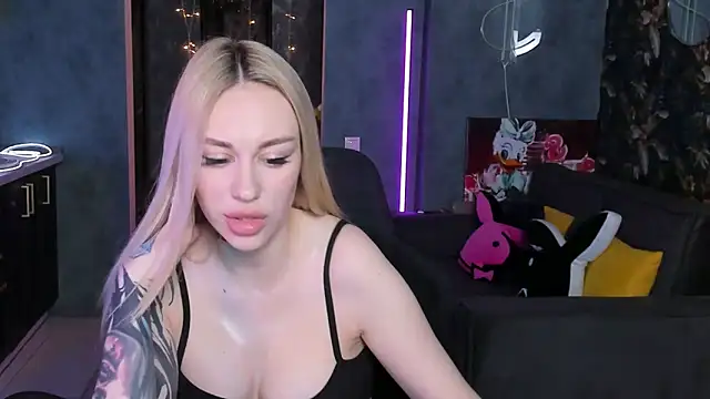 Blckmirrorr Live XXX-Chat