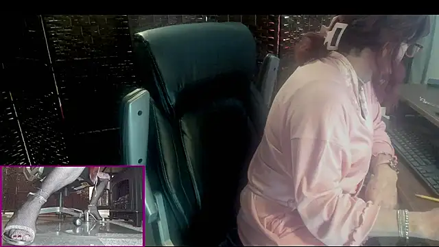 CharlotteAshton's Webcam Show