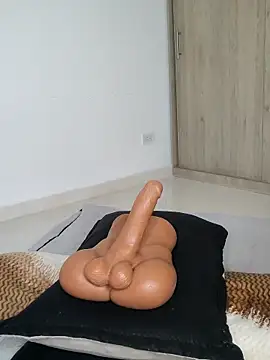 Lia_Hurley Adlı Modelin Canlı XXX Sohbeti