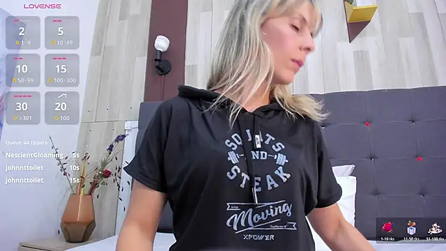 Anastasiapriest élő XXX-chatje