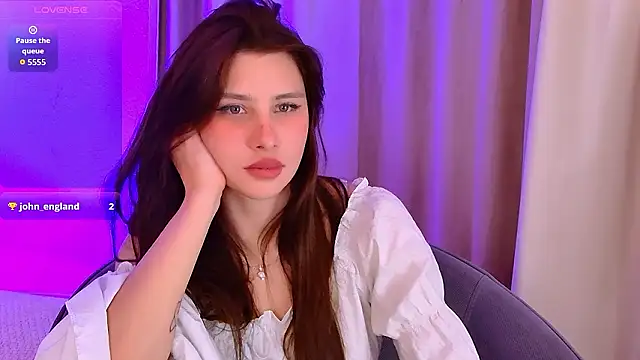 Danielle_Eddwards Adlı Modelin Canlı XXX Sohbeti