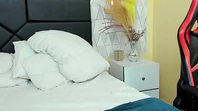 MiaFisherr's Live XXX Chat