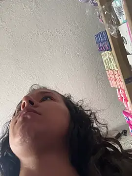 Chatroom XXX en direct de lannabellx