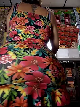 Онлайн чат XXX sammyqueenx21