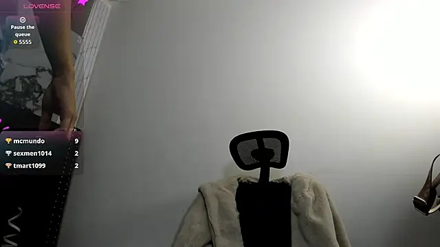 Онлайн чат XXX KarelyMitchel