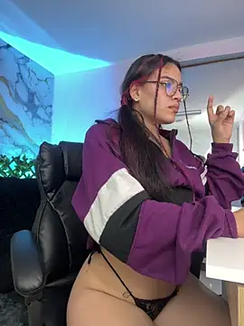 DAYIS_EC: онлайн-секс-чат