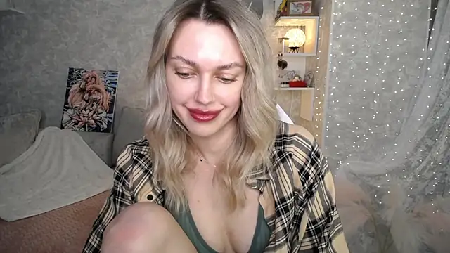 แชท XXX สดของ NickyAdamidi