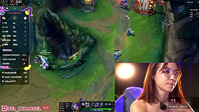 แชท XXX สดของ Bella-Franco