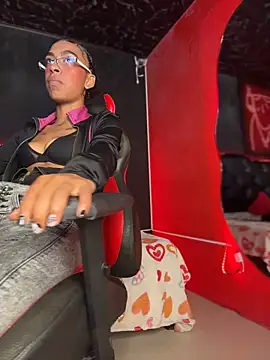 Samantha_LS – Live XXX-chat