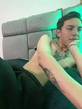 NaytonFreeman Chat XXX in diretta