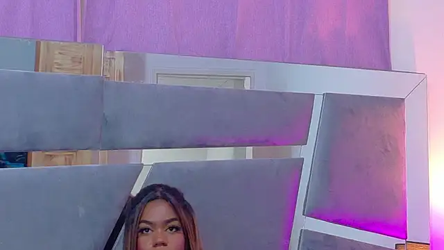 Živý XXX chat LorraiineJohnson