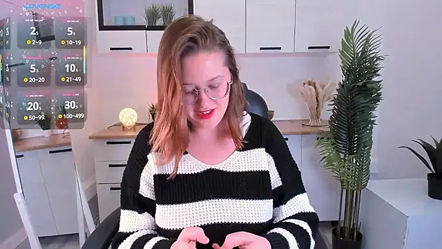 Charmy_Gracy webcam show