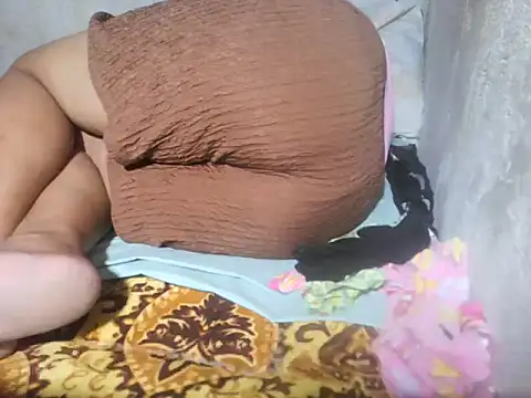 star_ass Adlı Modelin Canlı XXX Sohbeti