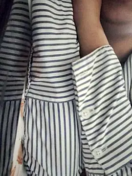 Love_heartss Webcamshow