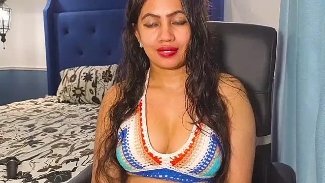 Chatroom XXX en direct de FannyXhot