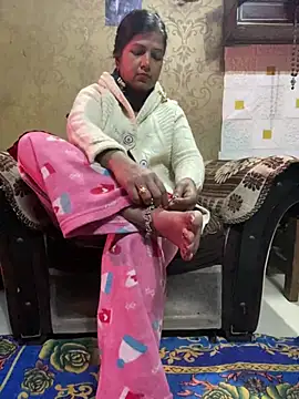 Chat XXX en directo de Meera_xxx