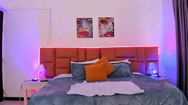 Regina_blum: απευθείας συνομιλία ΧΧΧ