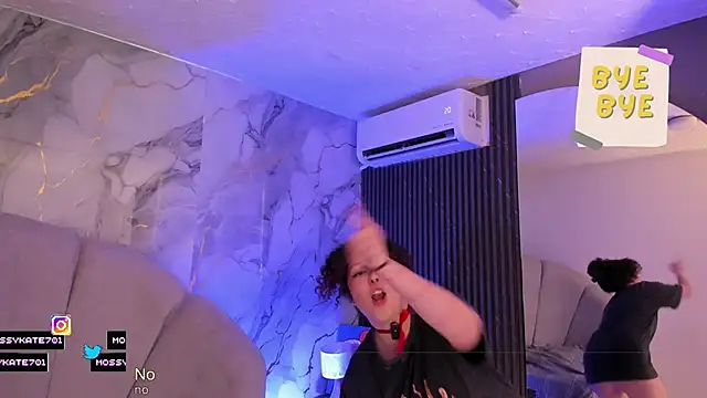 Katemoss70: απευθείας συνομιλία ΧΧΧ