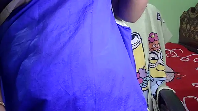 BengaliQueenStar Adlı Modelin Canlı XXX Sohbeti