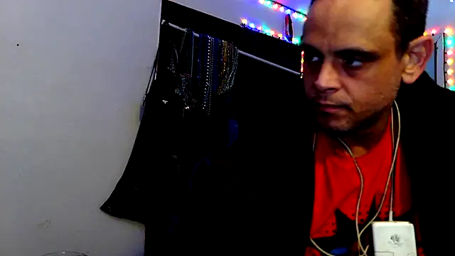 Buffshagswell 现场XXX聊天