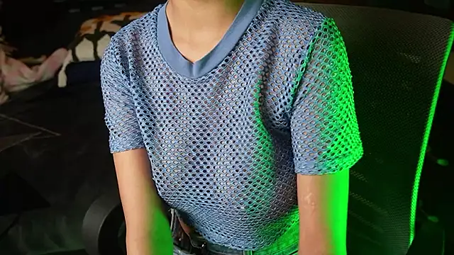 Misha-Malhotra élő XXX-chatje