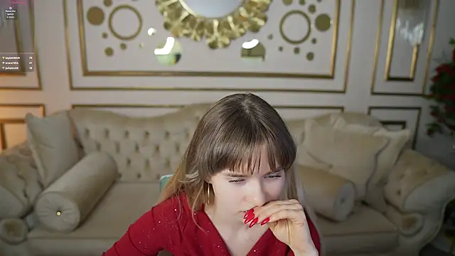 Pokazy przed kamerką – Ava_kiss054