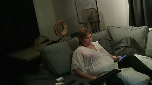 XXX chat uživo modela Sylviastar46