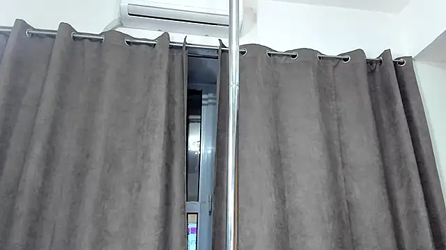 Chat XXX en directo de TinyBlair