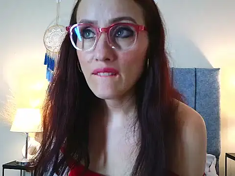 IberianMoonMK: онлайн-секс-чат