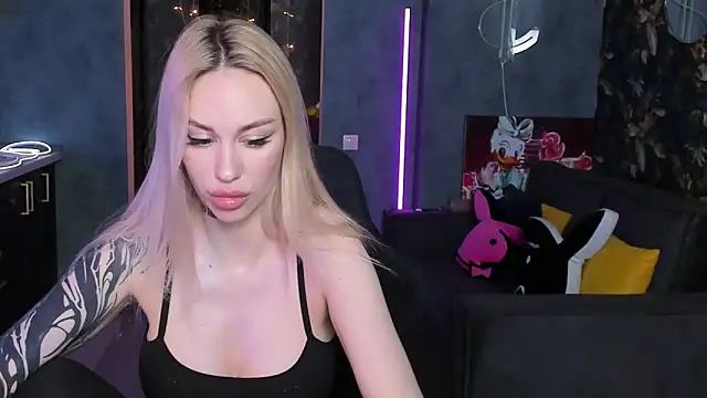 Chatroom XXX en direct de Blckmirrorr