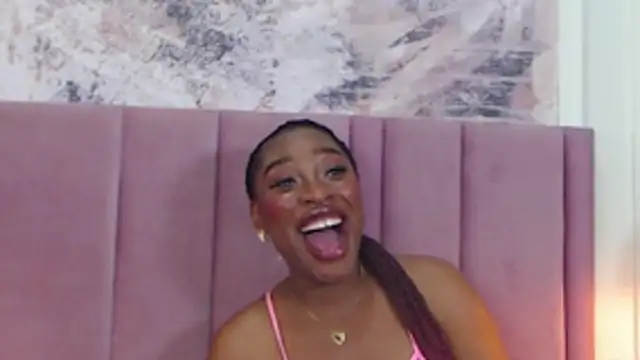 دردشة NatashaSilver الجنسية المباشرة