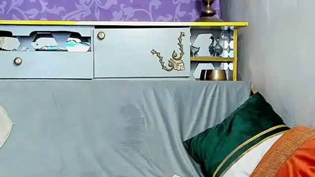 Онлайн чат XXX KateConner