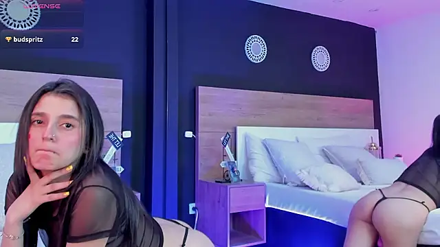 MiaTaylorSweet Adlı Modelin Canlı XXX Sohbeti