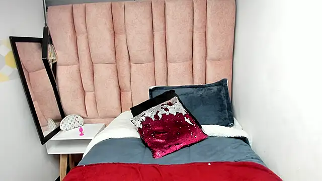 Issa_Milf__ Live XXX-Chat