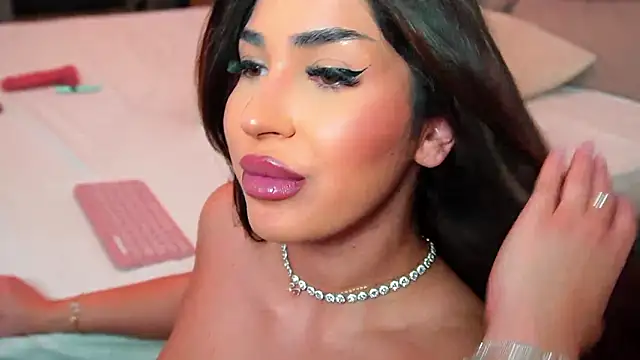 amaaray élő XXX-chatje