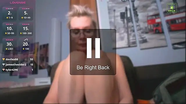 HelgaHimmell Live XXX Chat