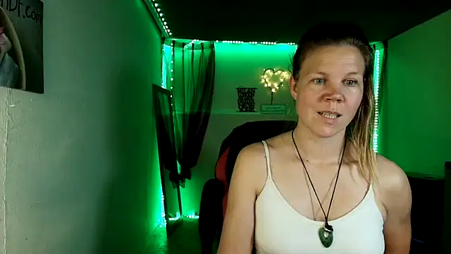 Онлайн чат XXX CallMeMaria