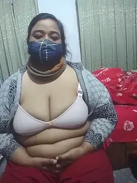 Онлайн чат XXX momo_loves