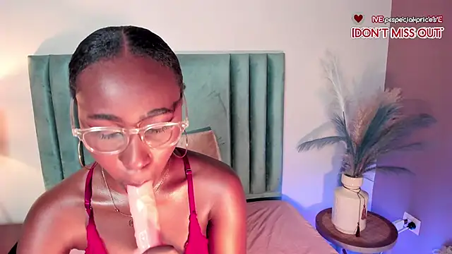 NaomiScottt Webcam Show