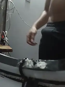 Živý XXX chat Bigtiti01