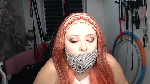 Chat XXX en directo de MISSwithDOLLS