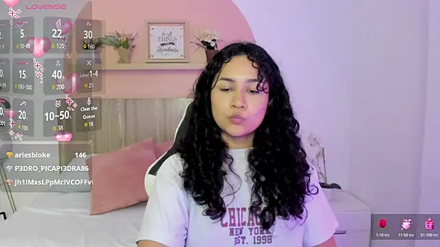 Chat XXX ao vivo de rossie_lanie_