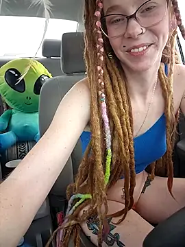 LucidLucy's Webcam Show