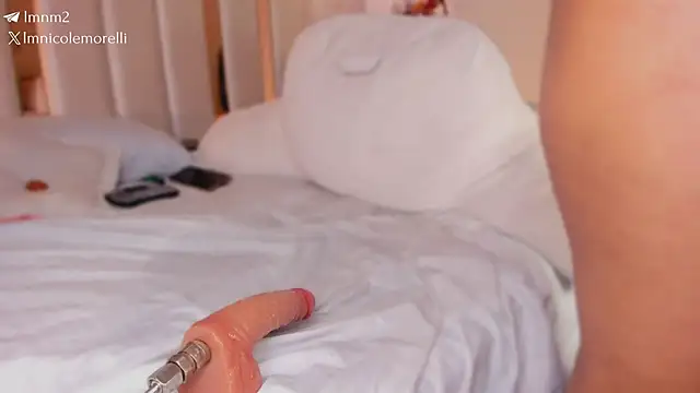 Nicolemorelli2's Webcam Show