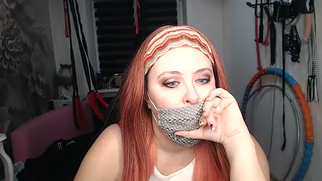 Živý XXX chat MISSwithDOLLS